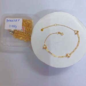 18K Saudi Gold 7" Paperclip & Circle Bead Accent Bracelet (0.65g)